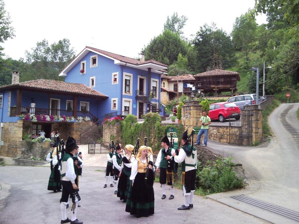 La Casona De Cardes 호텔 Onís 외부 사진