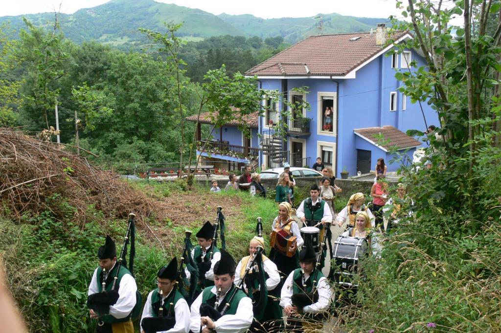 La Casona De Cardes 호텔 Onís 외부 사진